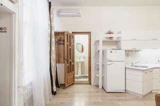 Апартаменты Deribasovskaya apartments 19 Одесса Апартаменты с 2 спальнями-11